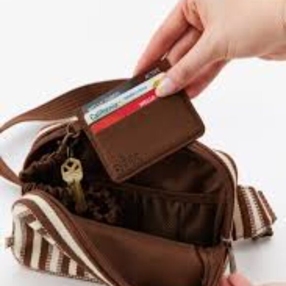 BEIS Belt Bag - Picture 4 of 7